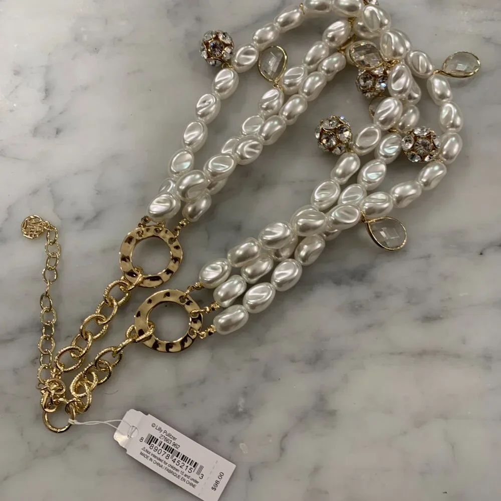 Lilly Pulitzer Triple Strand Faux Pearl Necklace NWT - Picture 2 of 2